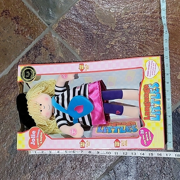 Vintage Language Littles speaking doll plush
JOLIE - Picture 3 of 10